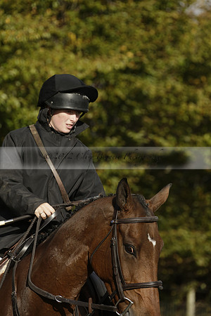 Devon & Somerset StagHounds meet at Five Cross Ways on Thursday 17 October 2013. 2013.10.17 www.polopictures.co.uk