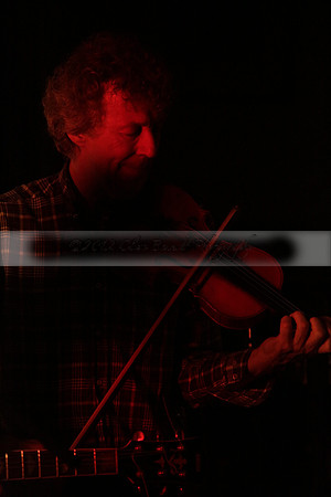 Will B & Geoff Allnutt with guests at The Royal Oak, Midhurst on Friday 25 October 2013. www.polopictures.co.uk