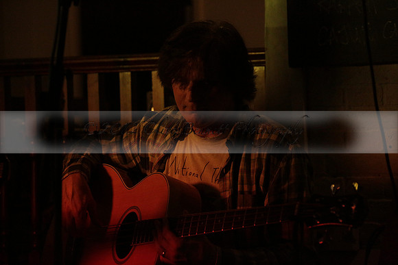 Will B & Geoff Allnutt with guests at The Royal Oak, Midhurst on Friday 25 October 2013. www.polopictures.co.uk