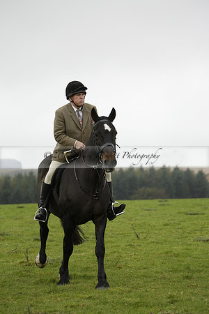 Devon & Somerset Staghounds meet at Larkbarrow Corner. North Devon. 2013.10.18 www.polopictures.co.uk
