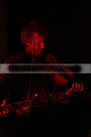 Will B & Geoff Allnutt with guests at The Royal Oak, Midhurst on Friday 25 October 2013. www.polopictures.co.uk