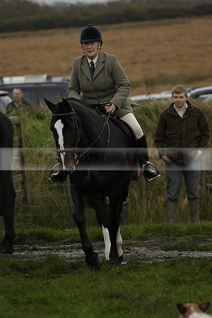 Devon & Somerset Staghounds meet at Larkbarrow Corner. North Devon. 2013.10.18 www.polopictures.co.uk