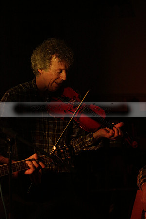 Will B & Geoff Allnutt with guests at The Royal Oak, Midhurst on Friday 25 October 2013. www.polopictures.co.uk