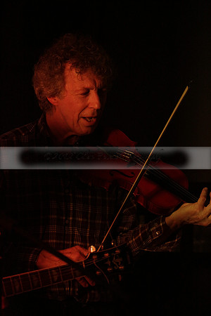 Will B & Geoff Allnutt with guests at The Royal Oak, Midhurst on Friday 25 October 2013. www.polopictures.co.uk