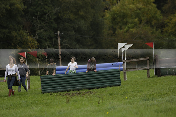 Chiddingfold, Leconfield and Cowdray Hunt, Hunter Trials at Iping on Sunday 20 October 2013. 2013.10.20 www.polopictures.co.uk