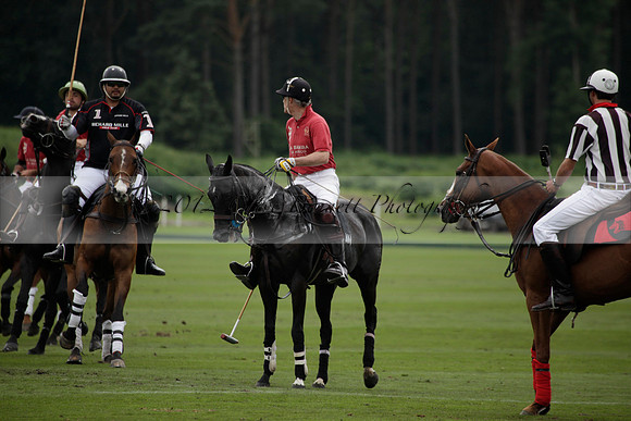 La Bamba de Areco v Richard Mille in a Veuve Clicquot Gold Cup Polo match played on Ambersham 1  on Wednesday 04 July 2012