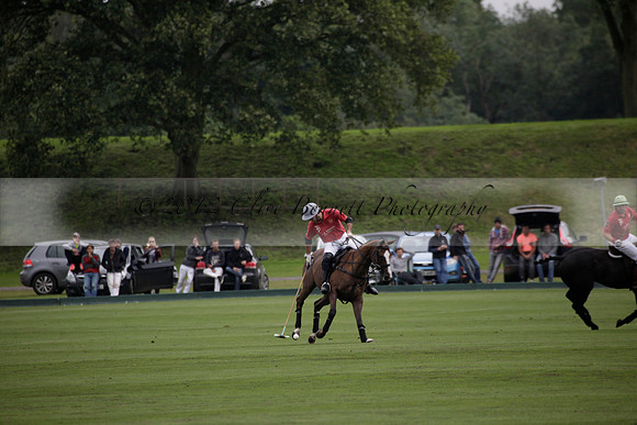 La Bamba de Areco v Richard Mille in a Veuve Clicquot Gold Cup Polo match played on Ambersham 1  on Wednesday 04 July 2012