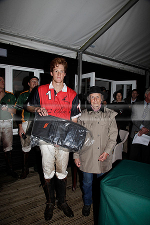 Maiz Dulce v Las Estrallas on Sunday 23 July 2012 at Cowdray Par