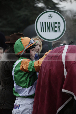 Race 7 The R.D.Decs Tosh And Go Handicap Hurdle Race at Fontwell Park on Tuesday 10 December 2013 www.polopictures.co.uk
