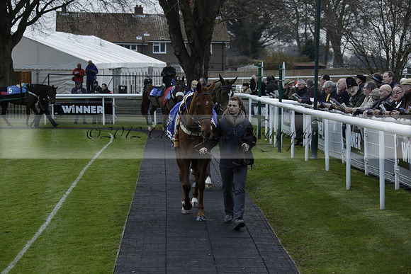 Race 7 The R.D.Decs Tosh And Go Handicap Hurdle Race at Fontwell Park on Tuesday 10 December 2013 www.polopictures.co.uk