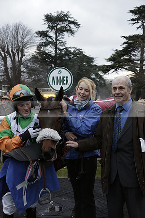 Race 7 The R.D.Decs Tosh And Go Handicap Hurdle Race at Fontwell Park on Tuesday 10 December 2013 www.polopictures.co.uk