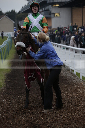 Race 7 The R.D.Decs Tosh And Go Handicap Hurdle Race at Fontwell Park on Tuesday 10 December 2013 www.polopictures.co.uk