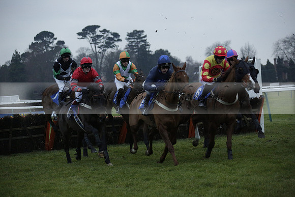 Race 7 The R.D.Decs Tosh And Go Handicap Hurdle Race at Fontwell Park on Tuesday 10 December 2013 www.polopictures.co.uk