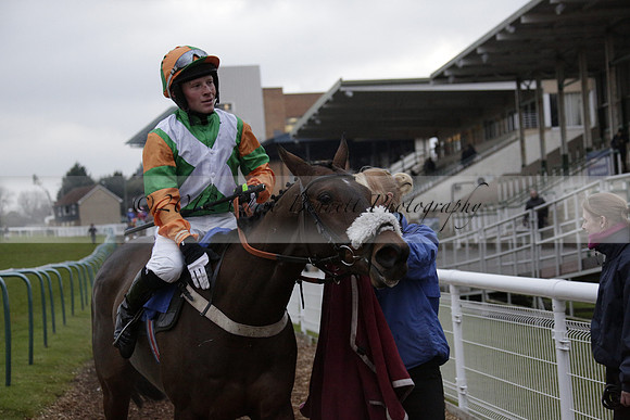 Race 7 The R.D.Decs Tosh And Go Handicap Hurdle Race at Fontwell Park on Tuesday 10 December 2013 www.polopictures.co.uk