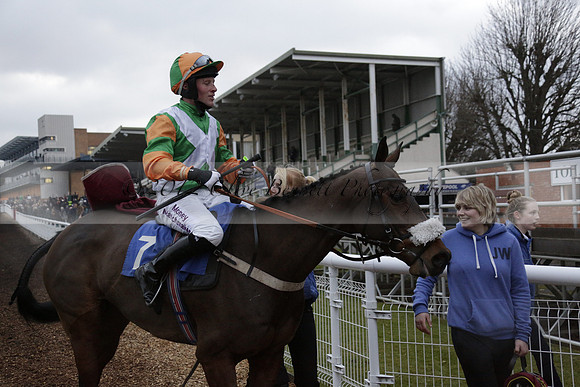 Race 7 The R.D.Decs Tosh And Go Handicap Hurdle Race at Fontwell Park on Tuesday 10 December 2013 www.polopictures.co.uk