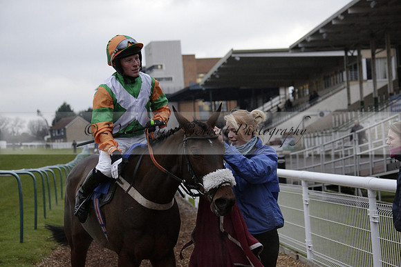 Race 7 The R.D.Decs Tosh And Go Handicap Hurdle Race at Fontwell Park on Tuesday 10 December 2013 www.polopictures.co.uk