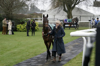 Race 3 The Betting.Bet Betting Sites Mares Novices Hurdle Race 2026.01.11