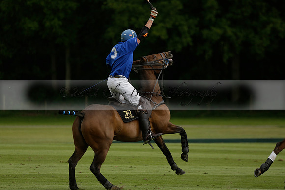 Maiz Dulce v Ghost Chilli in the Easebourne Cup final Polo match 2013.06.09