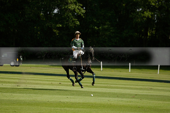 Maiz Dulce v Ghost Chilli in the Easebourne Cup final Polo match 2013.06.09