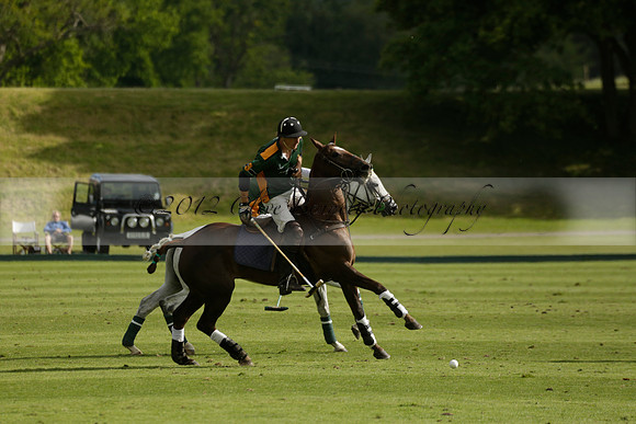 Maiz Dulce v Ghost Chilli in the Easebourne Cup final Polo match 2013.06.09
