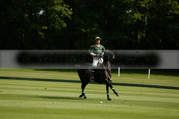 Maiz Dulce v Ghost Chilli in the Easebourne Cup final Polo match 2013.06.09
