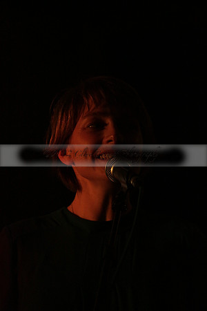 Will B & Geoff Allnutt with guests at The Royal Oak, Midhurst on Friday 25 October 2013. www.polopictures.co.uk