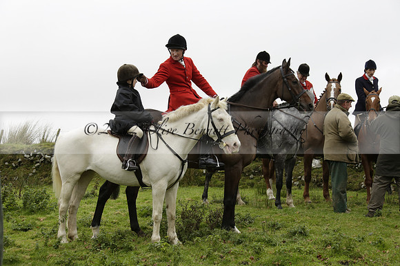 Devon & Somerset Staghounds meet at Larkbarrow Corner. North Devon. 2013.10.18 www.polopictures.co.uk