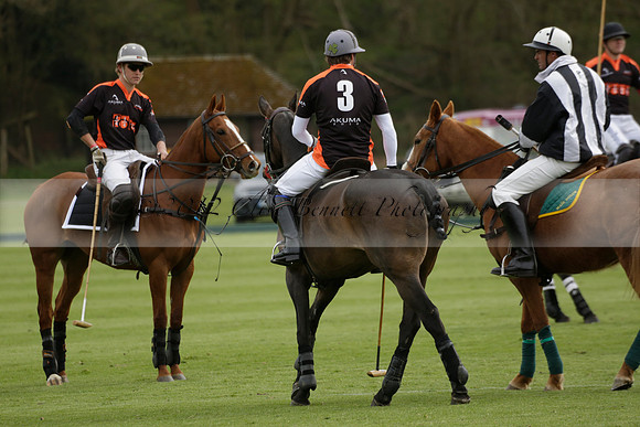 Four Quarters Black v Maiz Dulce in a Tyro Cup Polo match 2013.04.28