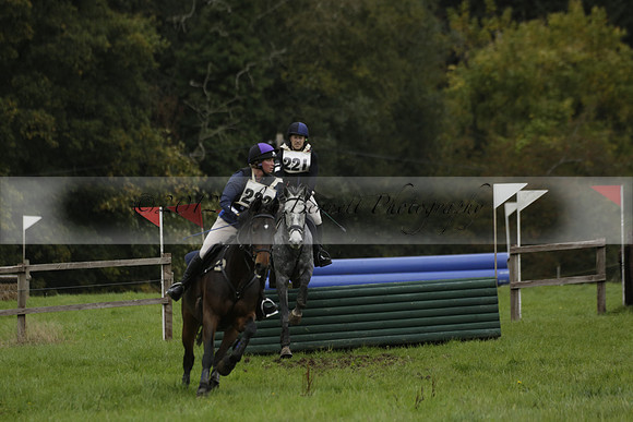 Chiddingfold, Leconfield and Cowdray Hunt, Hunter Trials at Iping on Sunday 20 October 2013. 2013.10.20 www.polopictures.co.uk