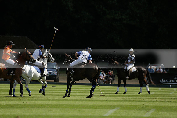 Cowdray Vikings v Los Hamblinos in the Bloom British Ladies Open Championship polo match 2013.07.20
