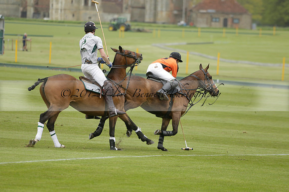 Four Quarters Orange v Ferne Park  in a Dollar Cup Polo match 2013.05.13