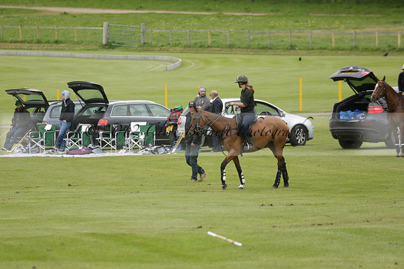 Four Quarters Orange v Ferne Park  in a Dollar Cup Polo match 2013.05.13