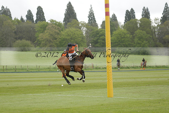 Four Quarters Orange v Ferne Park  in a Dollar Cup Polo match 2013.05.13