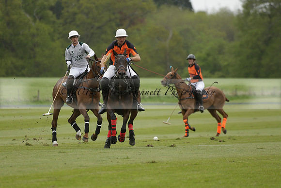 Four Quarters Orange v Ferne Park  in a Dollar Cup Polo match 2013.05.13
