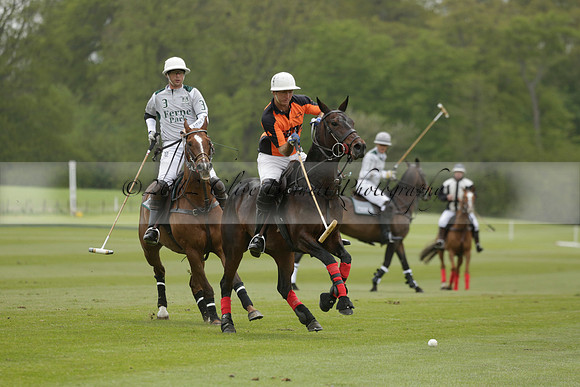 Four Quarters Orange v Ferne Park  in a Dollar Cup Polo match 2013.05.13