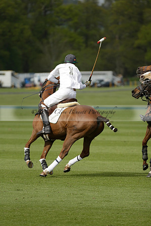 Poulton v Jaeger Le Coultre in a Dollar Cup Polo match 2013.05.13