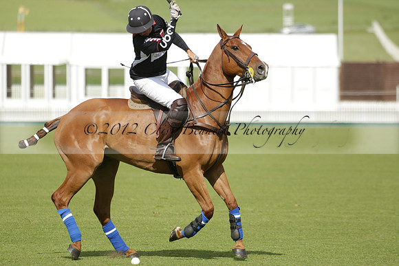 Poulton v Jaeger Le Coultre in a Dollar Cup Polo match 2013.05.13