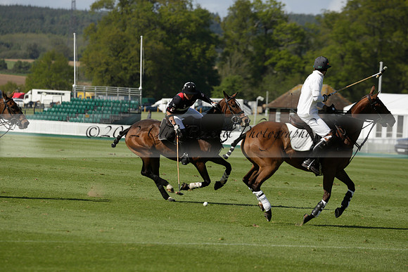 Poulton v Jaeger Le Coultre in a Dollar Cup Polo match 2013.05.13