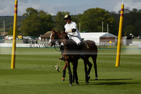 Poulton v Jaeger Le Coultre in a Dollar Cup Polo match 2013.05.13
