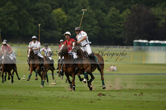 Dubai v La Bamba de Areco in a Veuve Clicquot Gold Cup Polo Match 2013.07.04