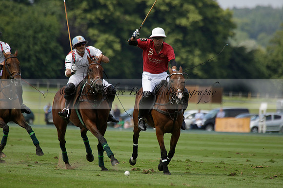 Dubai v La Bamba de Areco in a Veuve Clicquot Gold Cup Polo Match 2013.07.04