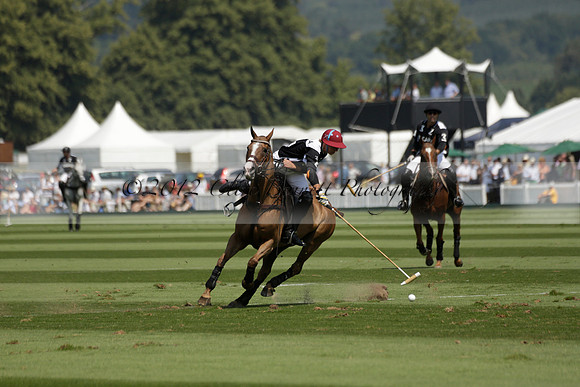 Zacara v Talandracas in a Veuve Clicquot Gold Cup Polo Match 2013.07.18