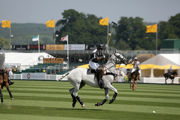 Zacara v Talandracas in a Veuve Clicquot Gold Cup Polo Match 2013.07.18