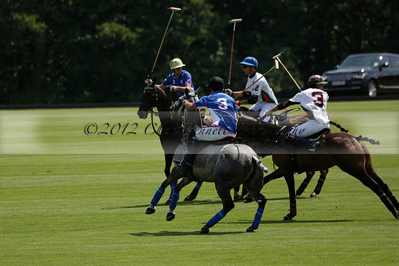 UAE Polo v El Remanso in a Veuve Clicquot Gold Cup Polo Match 2013.07.05