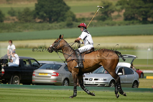 Zacara v Les Lions in a Veuve Clicquot Gold Cup Polo Match 2013.07.06