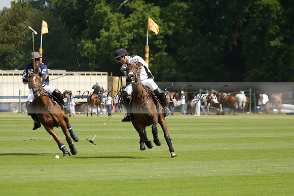 Zacara v Les Lions in a Veuve Clicquot Gold Cup Polo Match 2013.07.06