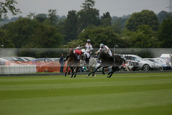 Dubai v La Bamba de Areco in a Veuve Clicquot Gold Cup Polo Match 2013.07.04