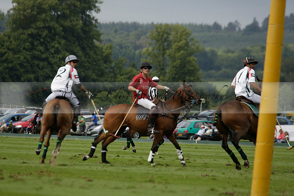 Dubai v La Bamba de Areco in a Veuve Clicquot Gold Cup Polo Match 2013.07.04