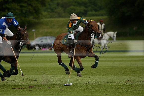 Maiz Dulce v Ghost Chilli in the Easebourne Cup final Polo match 2013.06.09