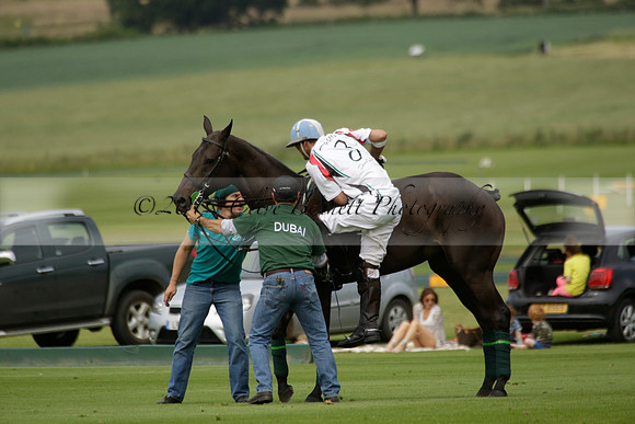 Dubai v La Bamba de Areco in a Veuve Clicquot Gold Cup Polo Match 2013.07.04